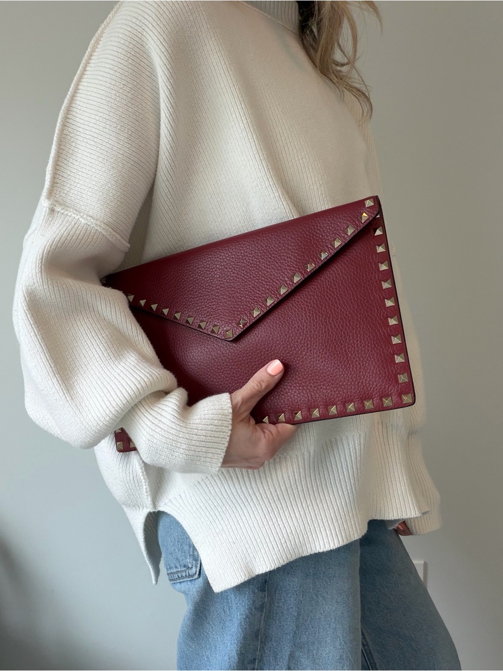 VALENTINO rockstud deep red envelope clutch